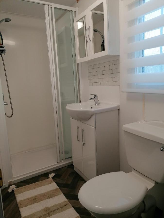 Cornwall Cornwall-Chapmanswell Caravan Holiday Park A30 B&B Bed And Breakfast #41 Launceston Ngoại thất bức ảnh